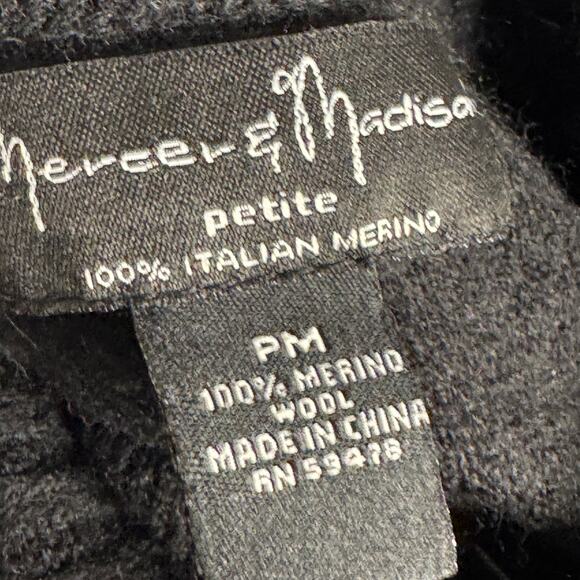 VNT Italian Merino Wool Black Turtleneck Sweaters Medium Petite Dark Academia - Picture 4 of 4